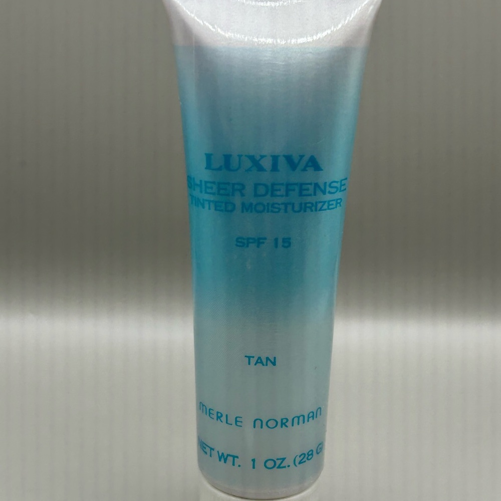 Merle Norman Dermatologist Tested Face Cream - Tan
